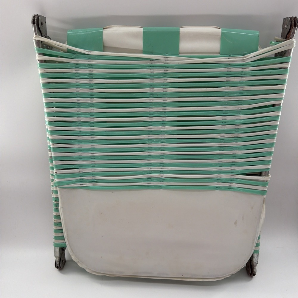 Vintage Jelly Tube Folding Lounge Beach Chair Teal And White